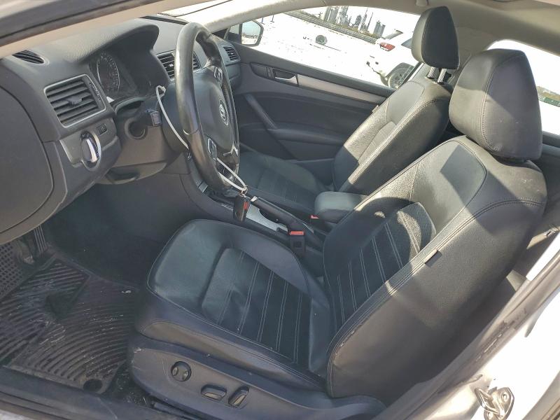 Photo 7 from auction – 2015 VOLKSWAGEN PASSAT SE with VIN 1VWBS7A31FC067344