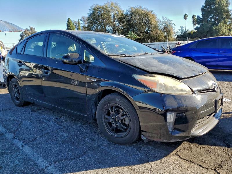 Photo 4 from auction – 2013 TOYOTA PRIUS with VIN JTDKN3DU8D5674396