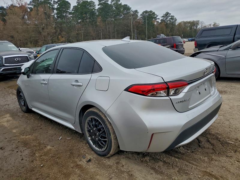 Photo 2 from auction – 2021 TOYOTA COROLLA LE with VIN 5YFEPMAE2MP248457