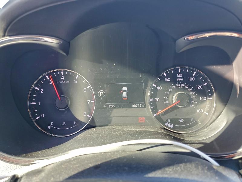Photo 9 from auction – 2017 KIA FORTE LX with VIN 3KPFL4A72HE101807