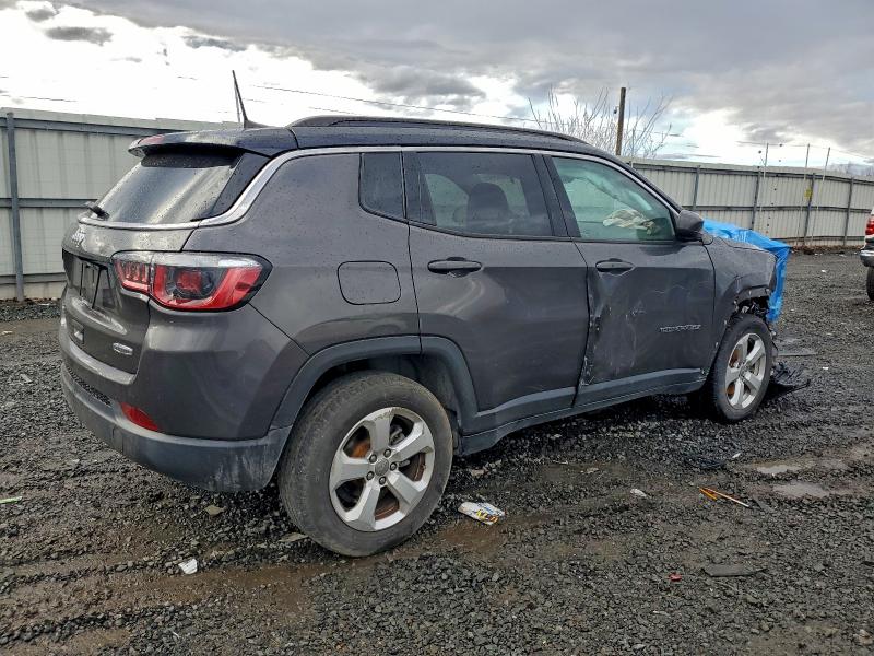 Photo 3 from auction – 2018 JEEP COMPASS with VIN 3C4NJDBBXJT161694