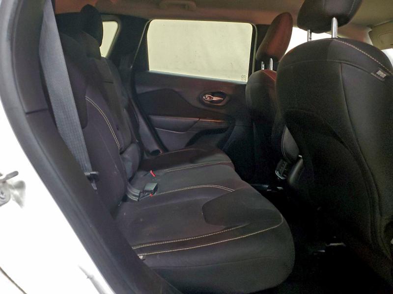 Photo 11 from auction – 2015 JEEP CHEROKEE L with VIN 1C4PJMCB4FW565745