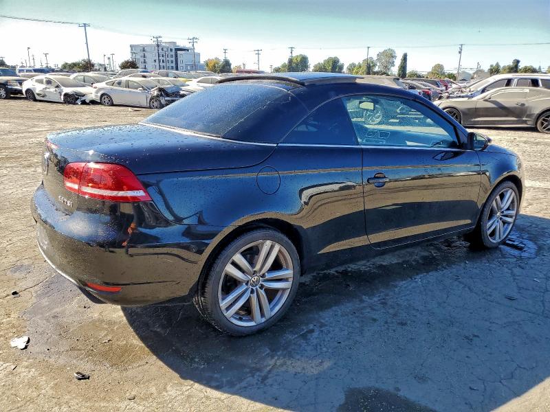 Photo 3 from auction – 2012 VOLKSWAGEN EOS LUX with VIN WVWFW7AH3CV008221