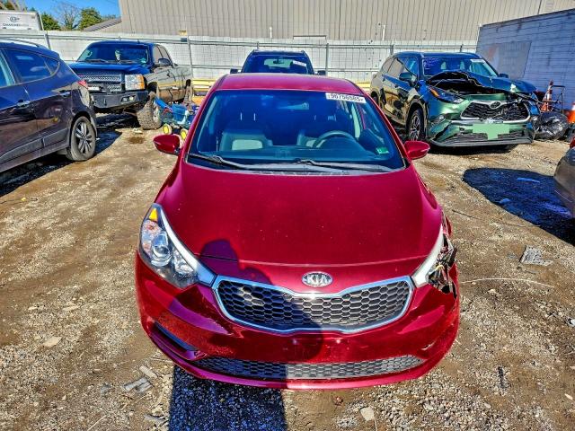 Photo 5 from auction – 2014 KIA FORTE LX with VIN KNAFX4A63E5140535