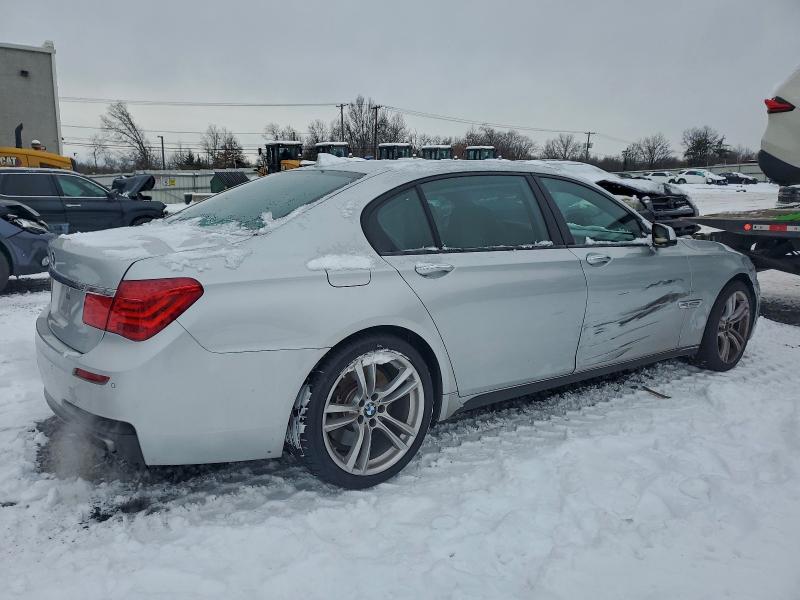 Photo 3 from auction – 2012 BMW 7 SERIES with VIN WBAKC8C53CC437450