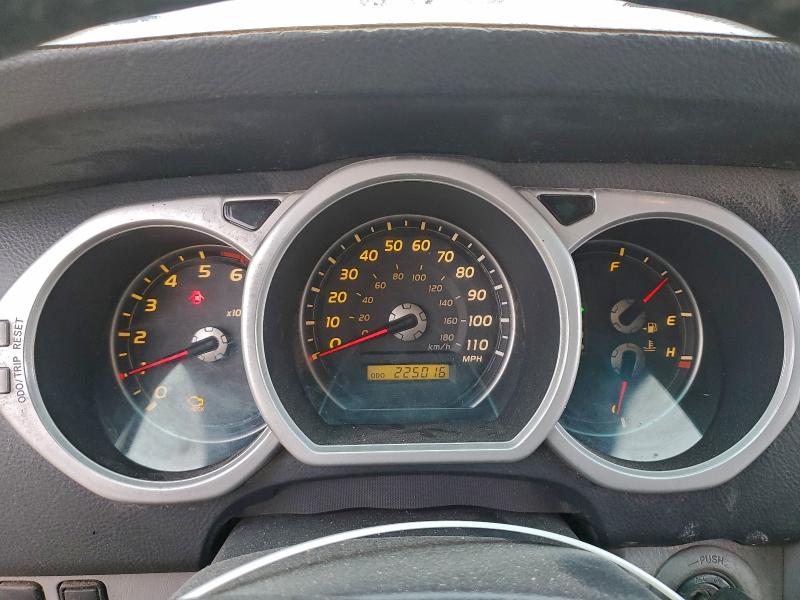 Photo 9 from auction – 2004 TOYOTA 4RUNNER LI with VIN JTEZU17R140032303