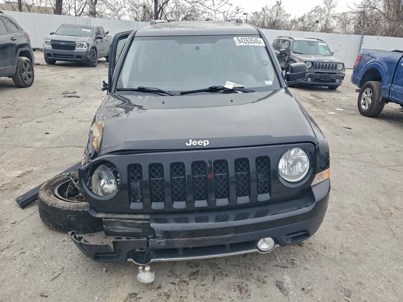 Photo 5 from auction – 2017 JEEP PATRIOT with VIN 1C4NJRFB0HD188703