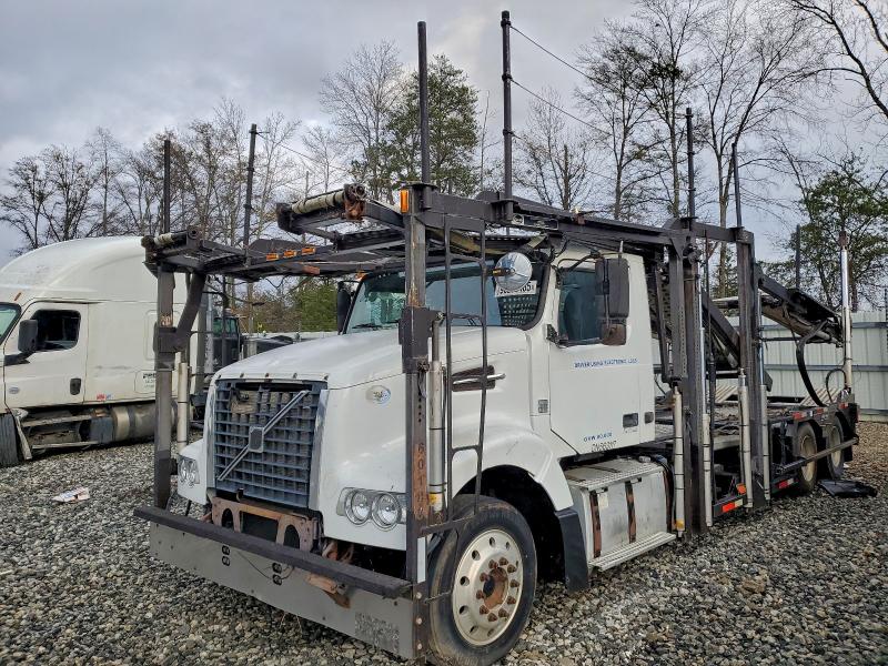 VOLVO VAH 2013 with VIN 4V5RC9DG2DN563117 - Photo from auction