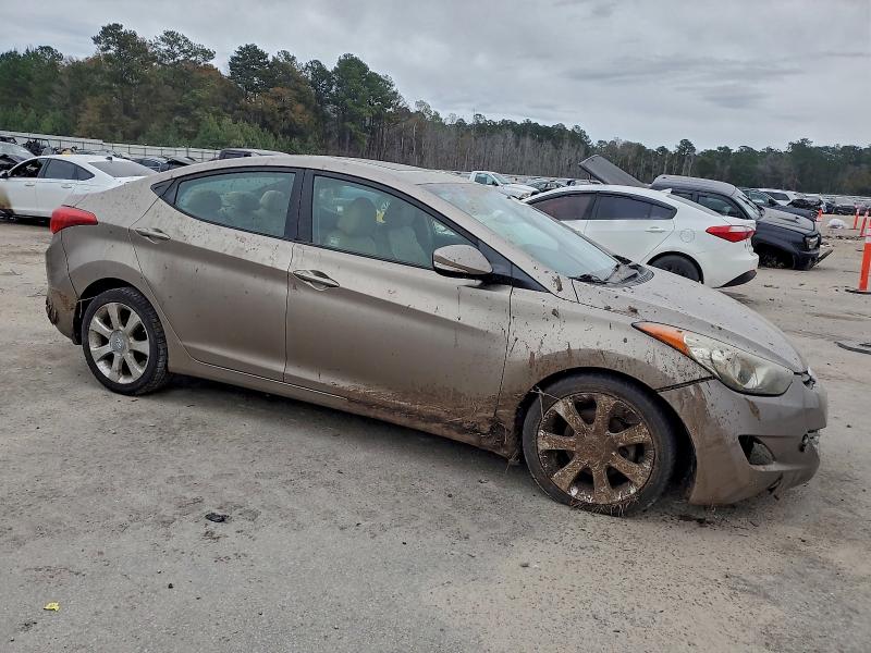Photo 4 from auction – 2013 HYUNDAI ELANTRA GL with VIN 5NPDH4AEXDH331771