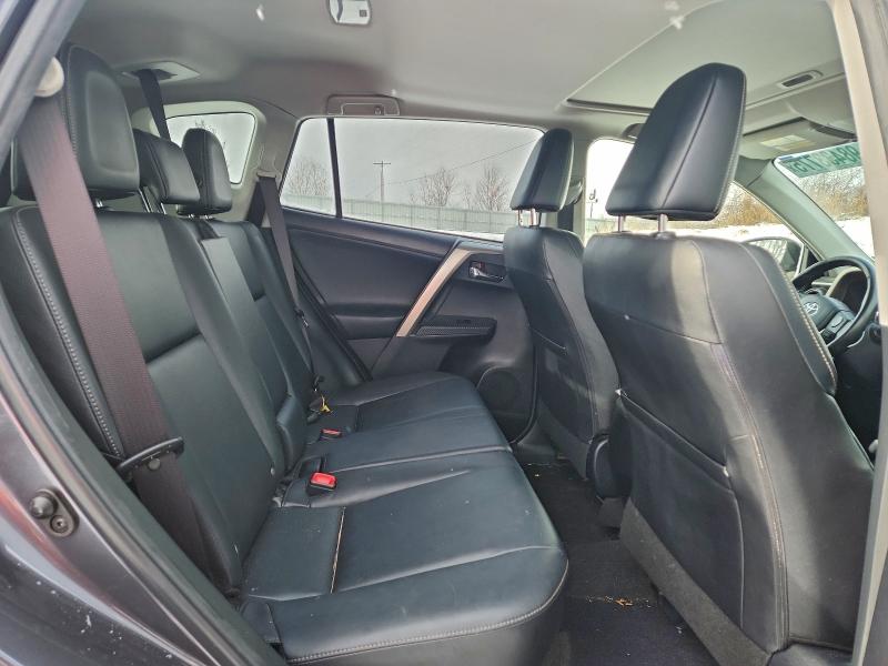 Photo 11 from auction – 2015 TOYOTA RAV4 LIMIT with VIN JTMDFREV6FD137020