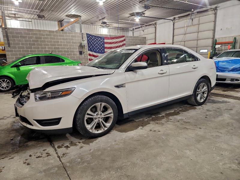 FORD TAURUS SEL 2018 with VIN 1FAHP2E87JG138884 - Photo from auction