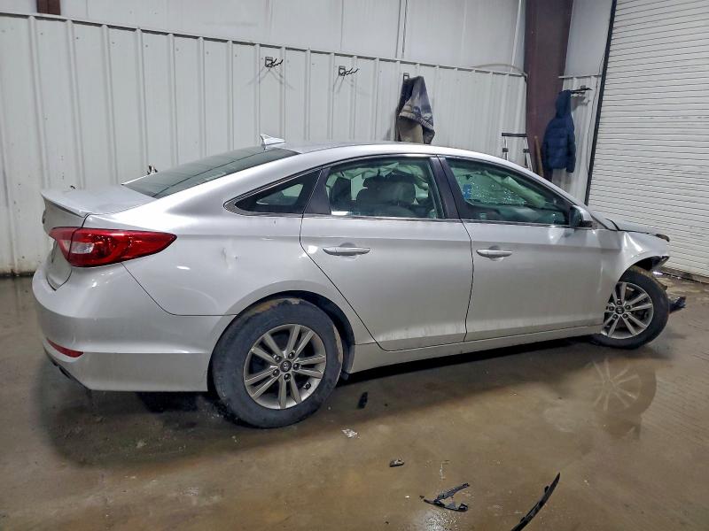 Photo 3 from auction – 2017 HYUNDAI SONATA SE with VIN 5NPE24AF5HH584887