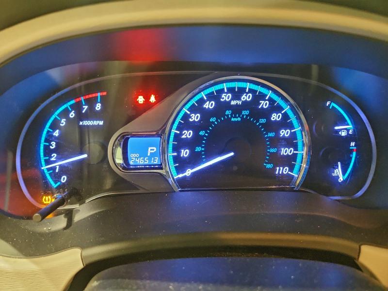 Photo 9 from auction – 2013 TOYOTA SIENNA XLE with VIN 5TDYK3DC6DS310577