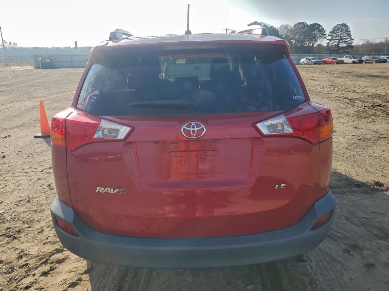 Photo 6 from auction – 2015 TOYOTA RAV4 LE with VIN 2T3ZFREV3FW161526