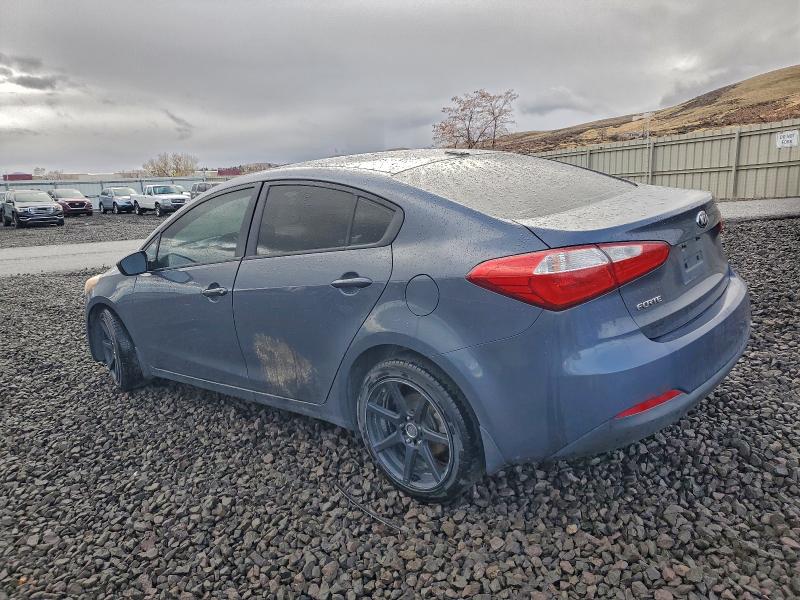 Photo 2 from auction – 2016 KIA FORTE LX with VIN KNAFK4A69G5549897
