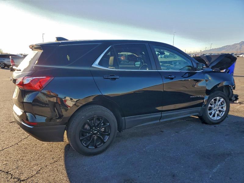 Photo 3 from auction – 2021 CHEVROLET EQUINOX LT with VIN 2GNAXKEV5M6129484