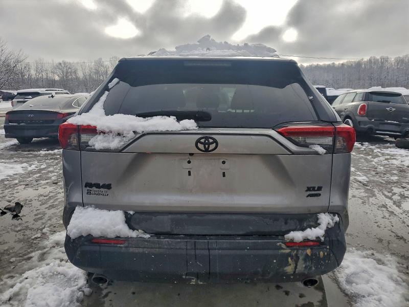 Photo 6 from auction – 2021 TOYOTA RAV4 XLE P with VIN 2T3A1RFV5MC155106