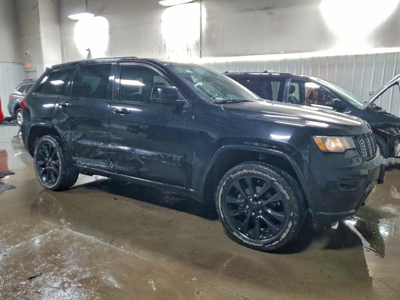 Photo 4 from auction – 2017 JEEP GRAND CHER with VIN 1C4RJFAG3HC726805