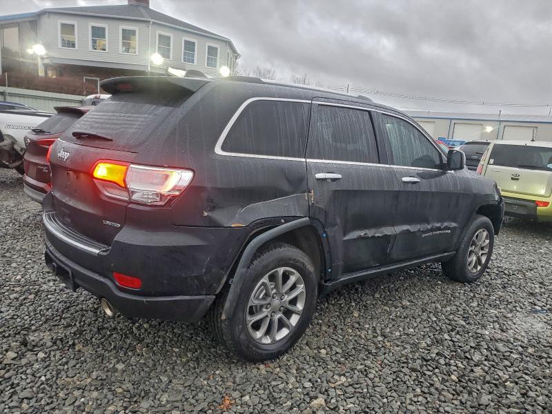 Photo 3 from auction – 2015 JEEP GRAND CHER with VIN 1C4RJFBGXFC889754