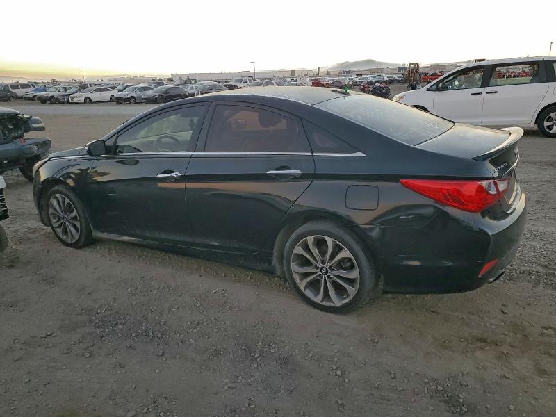Photo 2 from auction – 2014 HYUNDAI SONATA SE with VIN 5NPEC4AC1EH926883