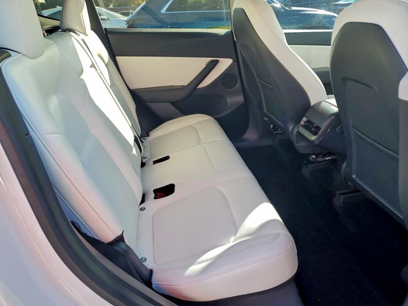 Photo 11 from auction – 2021 TESLA MODEL Y with VIN 5YJYGDEE6MF162006