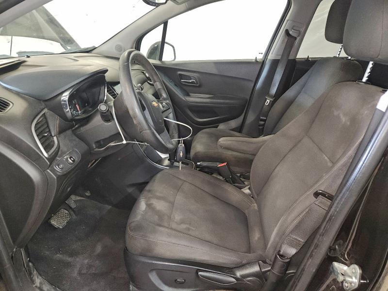 Photo 7 from auction – 2020 CHEVROLET TRAX LS with VIN KL7CJKSB1LB044017