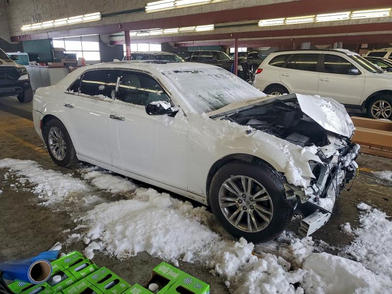 Photo 4 from auction – 2016 CHRYSLER 300C with VIN 2C3CCAEG9GH342752