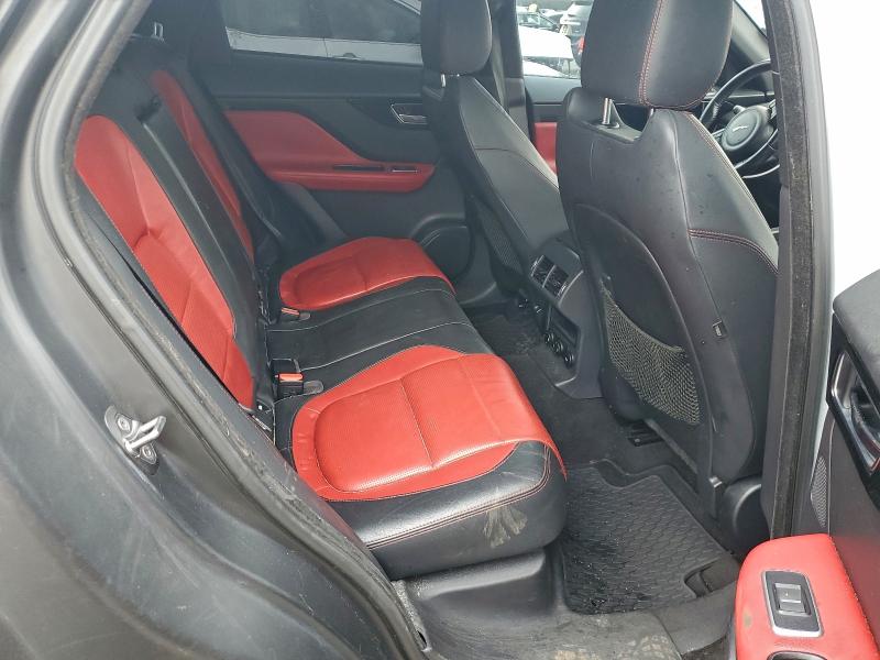 Photo 11 from auction – 2017 JAGUAR F-PACE R - with VIN SADCL2BV1HA495652