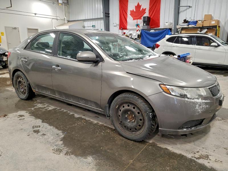 Photo 4 from auction – 2013 KIA FORTE EX with VIN KNAFU4A29D5651140