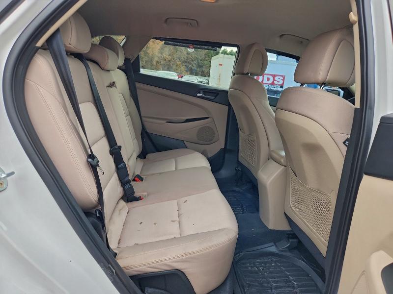 Photo 11 from auction – 2017 HYUNDAI TUCSON with VIN KM8J33A49HU469019