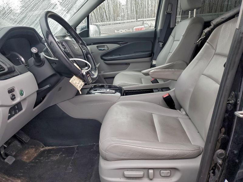 Photo 7 from auction – 2016 HONDA PILOT TOUR with VIN 5FNYF6H97GB123779