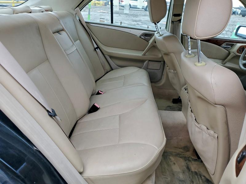 Photo 10 from auction – 1999 MERCEDES-BENZ E 320 with VIN WDBJF65H3XA891084