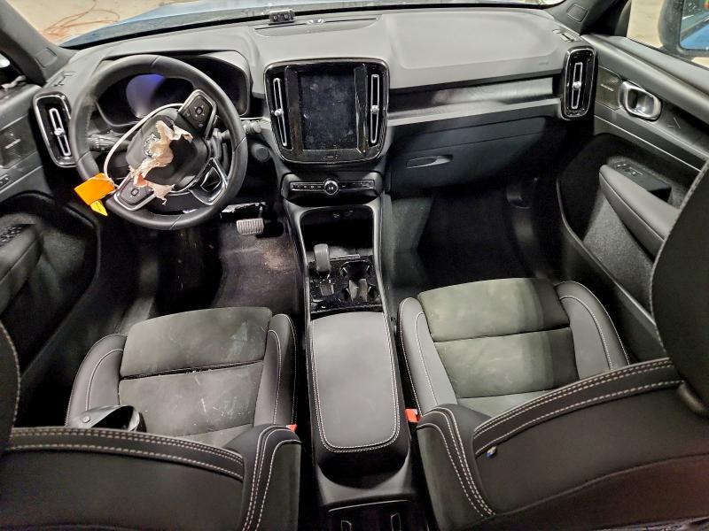 Photo 8 from auction – 2023 VOLVO C40 with VIN YV4ED3GM2P2047563
