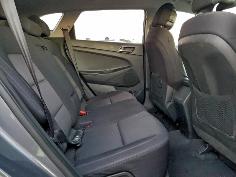 Photo 11 from auction – 2017 HYUNDAI TUCSON with VIN KM8J33A46HU275368