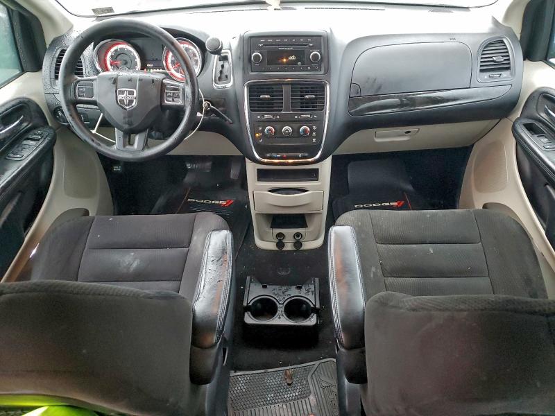 Photo 8 from auction – 2015 DODGE GRAND CARA with VIN 2C4RDGBGXFR586378