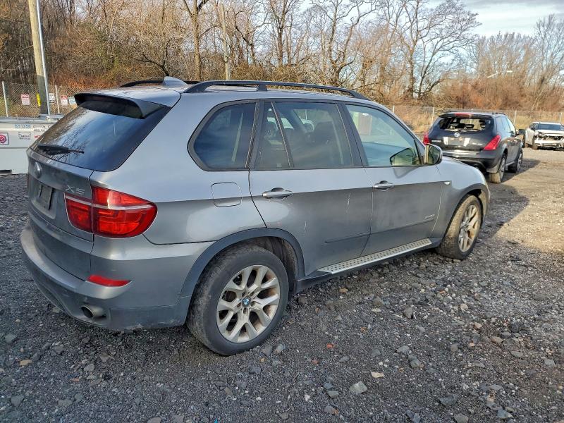 Photo 3 from auction – 2012 BMW X5 with VIN 5UXZV4C50CL988664