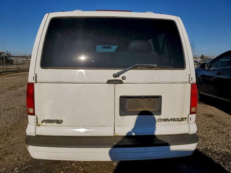 Photo 6 from auction – 2002 CHEVROLET ASTRO with VIN 1GNDM19X62B119455