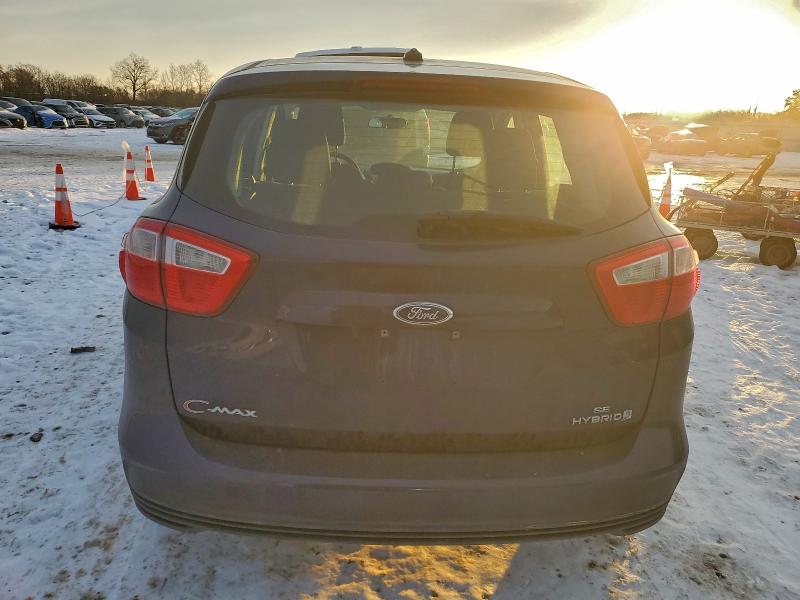 Photo 6 from auction – 2016 FORD C-MAX SE with VIN 1FADP5AU2GL111160