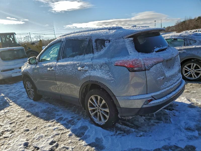 Photo 2 from auction – 2017 TOYOTA RAV4 LIMIT with VIN 2T3DFREV7HW642182