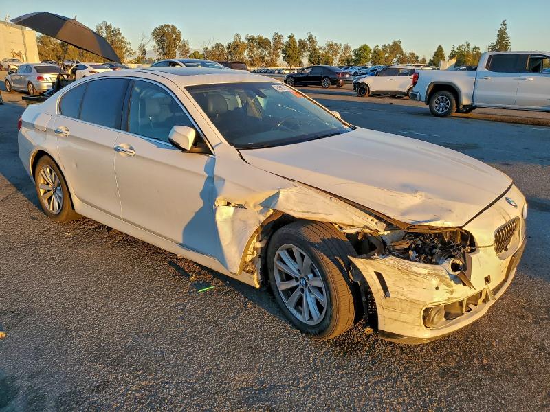 Photo 4 from auction – 2016 BMW 528 I with VIN WBA5A5C51GG352378