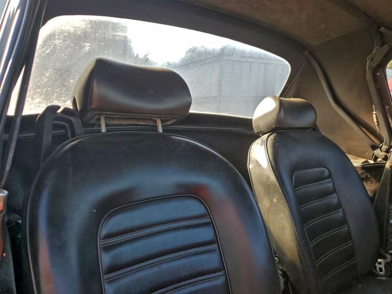 Снимка 10 от търг – 1986 ALFA ROMEO VELOCE 200 с VIN ZARBA5412G1042895