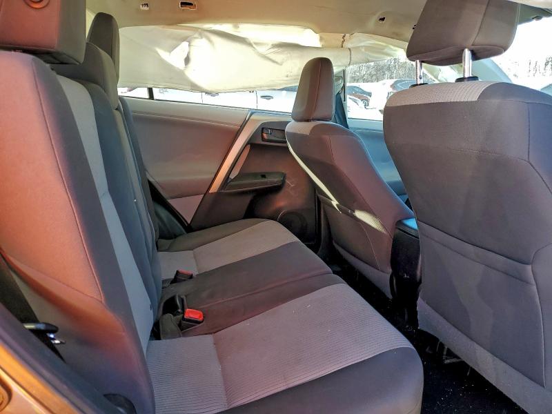 Photo 11 from auction – 2013 TOYOTA RAV4 LE with VIN 2T3ZFREV4DW021210