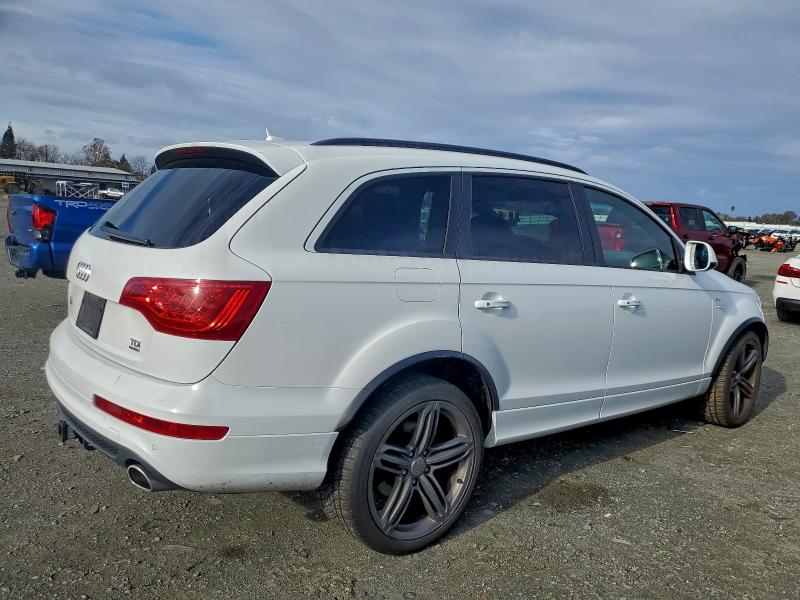 Photo 3 from auction – 2014 AUDI Q7 PRESTIG with VIN WA1WMAFE0ED017432