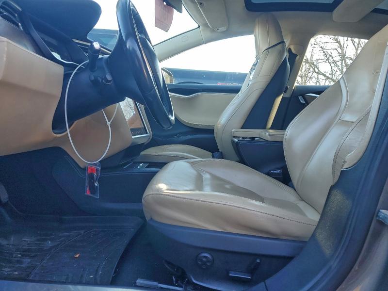 Photo 7 from auction – 2016 TESLA MODEL S with VIN 5YJSA1E28GF168129