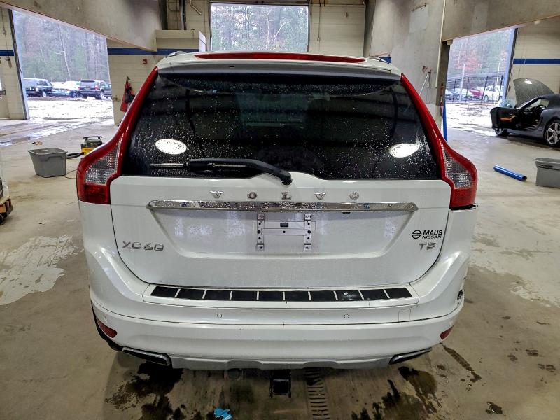 Photo 6 from auction – 2016 VOLVO XC60 T5 PR with VIN YV440MDK7G2902435