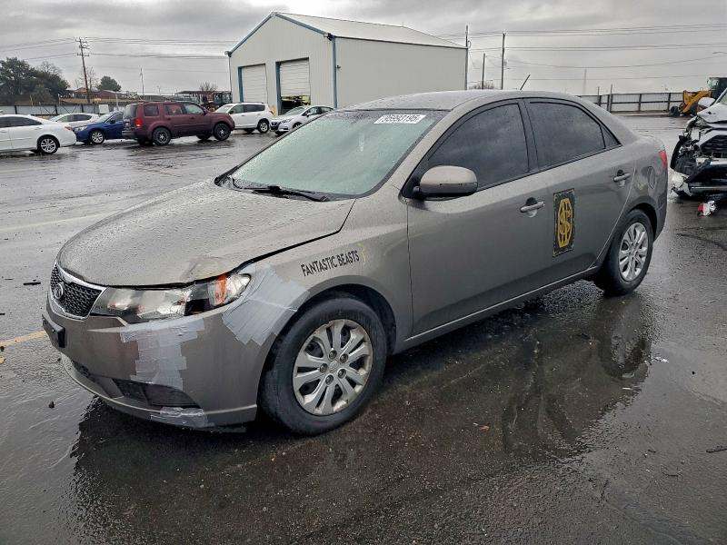 KIA FORTE EX 2012 with VIN KNAFU4A29C5633879 - Photo from auction