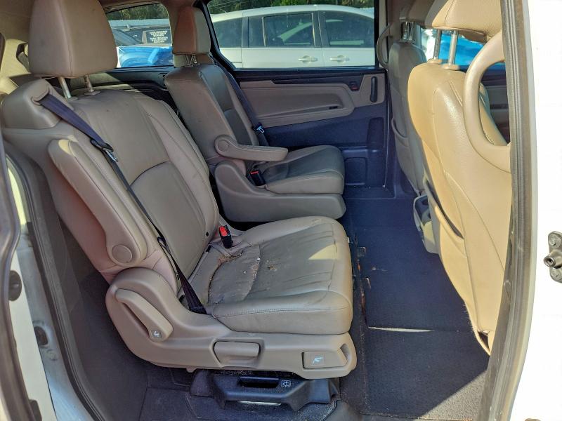 Photo 11 from auction – 2018 HONDA ODYSSEY EX with VIN 5FNRL6H77JB104796