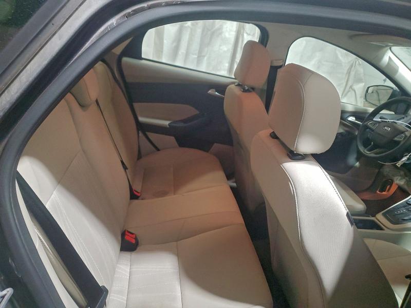 Photo 10 from auction – 2015 FORD FOCUS SE with VIN 1FADP3F21FL343923