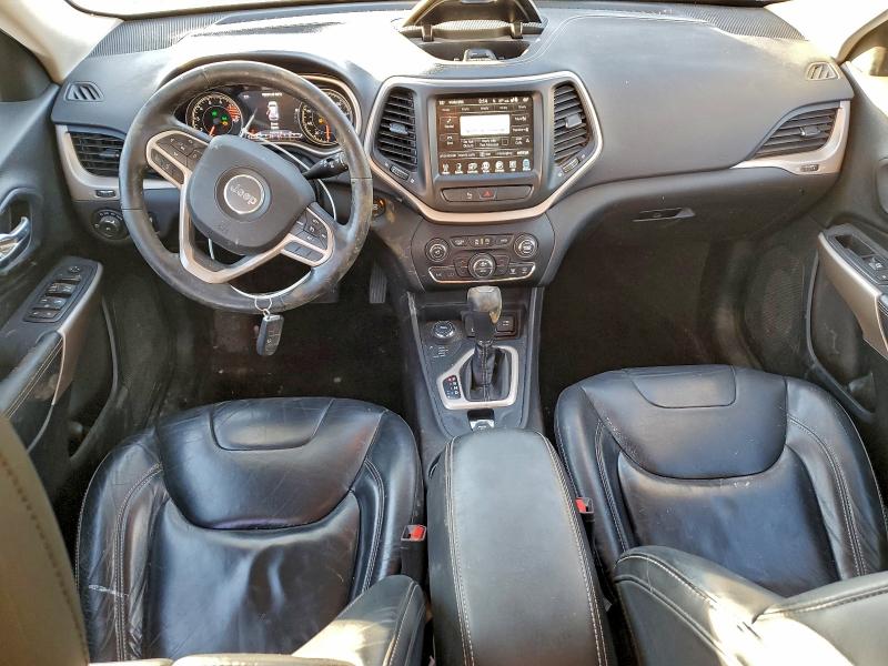 Photo 8 from auction – 2017 JEEP CHEROKEE L with VIN 1C4PJMDSXHW570546