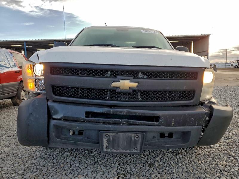 Photo 5 from auction – 2011 CHEVROLET SILVERADO with VIN 1GCRCPEAXBZ212458